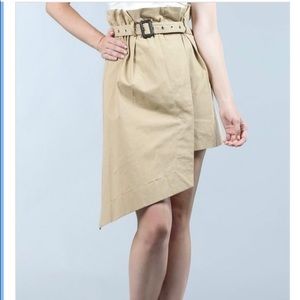 Asymmetric beige short paper bag high waist